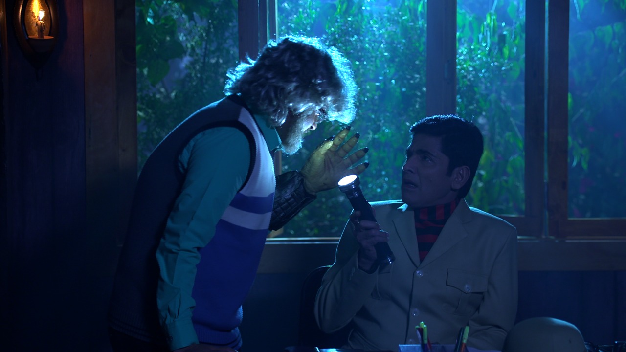 Galatfamiyo se ghirenge kirdar!