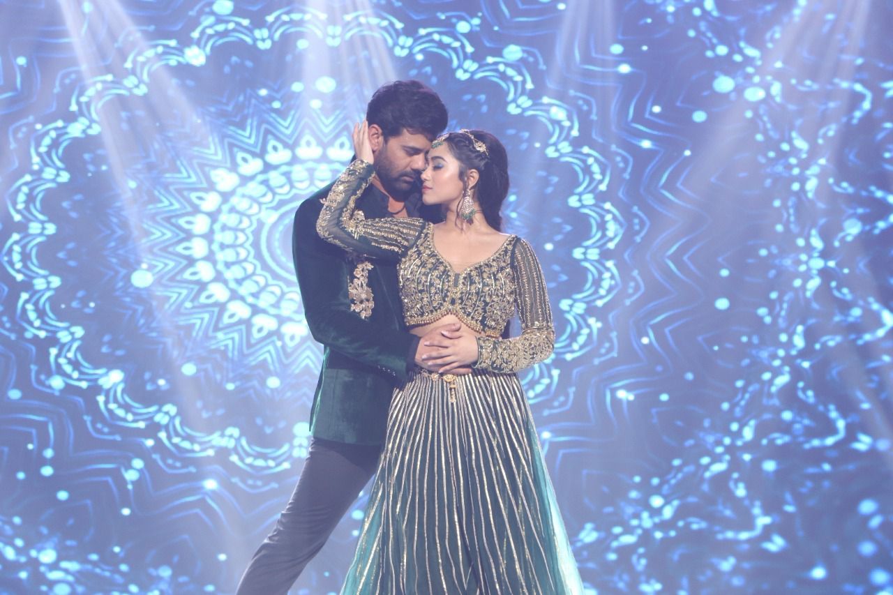 Shweta Tiwari, Adaa Khan, and Devoleena Bhattacharjee graced Pyaar Ka Pehla Naam: Radha Mohan