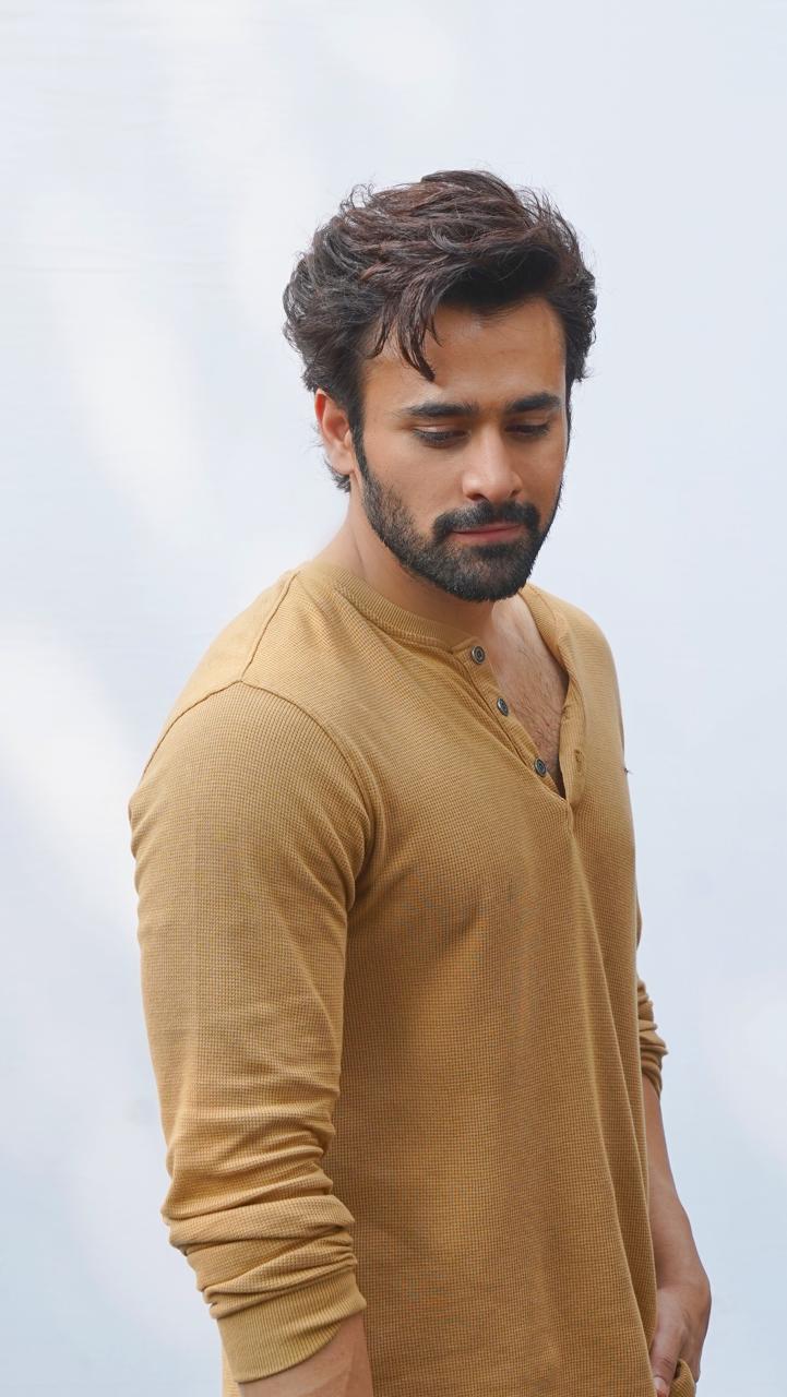 It is an irony that I am offered characters of a drunkard where I have never had a drop of it - Pearl V Puri speaks to us in an exclusive conversation for his recently released music video Chaha hai Tujhko music video!