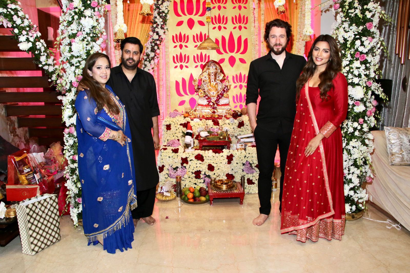 Shama Sikander Spends a lit Ganesh Chaturthi with Friends and Family
