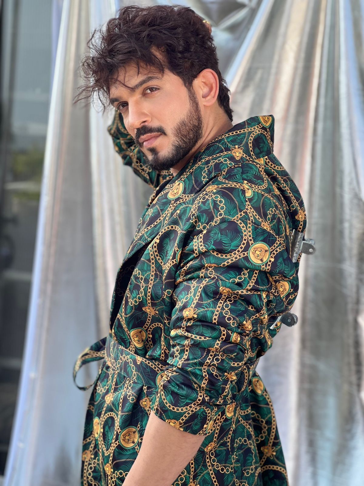 Arjun Bijlani feels elated on recording his first ever song!