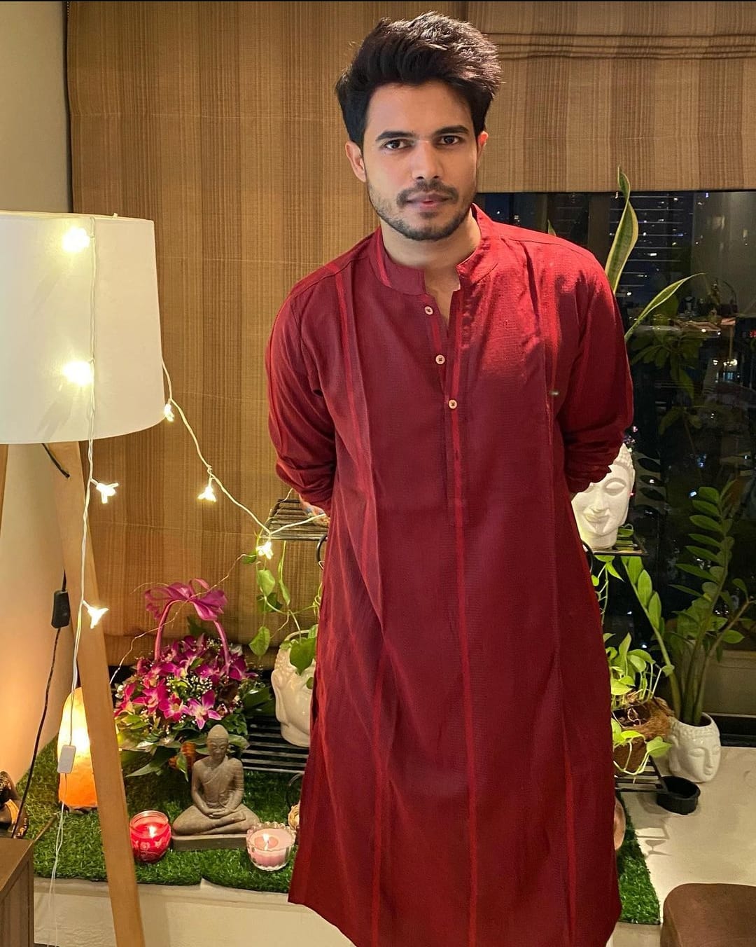 Singer Tabish Pasha announces his next song "Ishq Ho Gaya" starring Fahmaan Khan and Sumbul Touqeer!