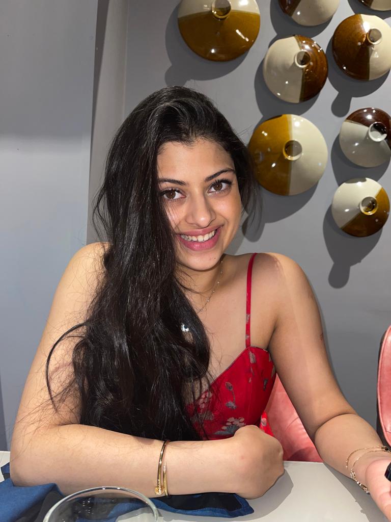 Who is Asha Bhosle's secret dinner date for Japanese cuisine? Ask granddaughter Zanai Bhosle!