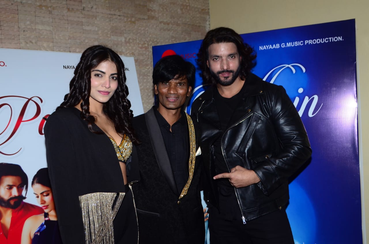 The eyelids are decorated with melodious music by Nayaab Ali Khan, son of well-known musician Ghulam Ali