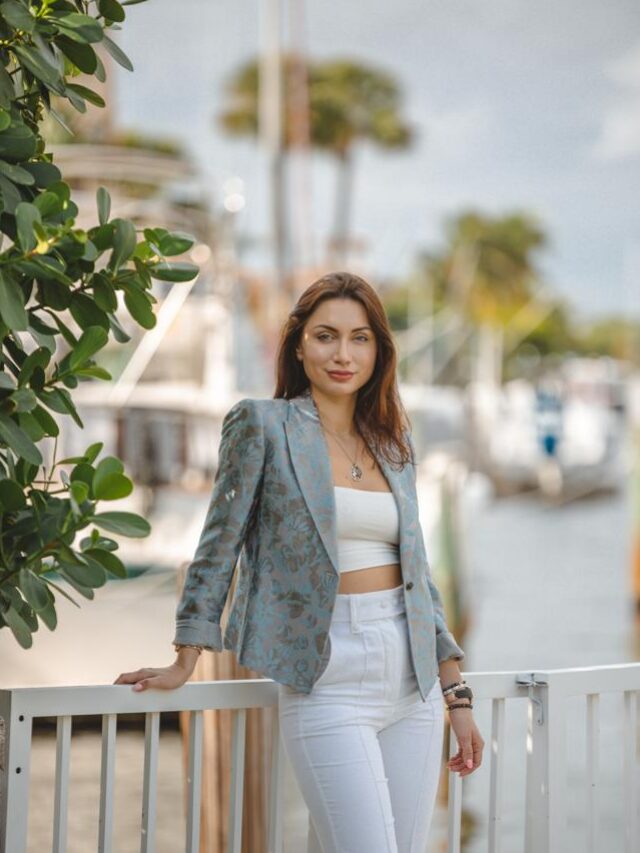 Women in trading! Iuliia Lepesii helps  Ukrainian residents with food, shelter & clothing via Crypto and Stock Market