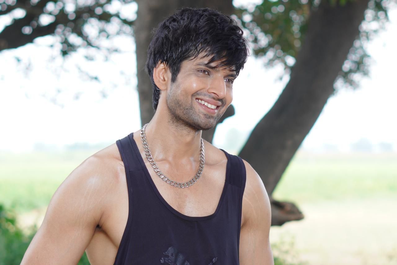 Hitesh Bharadwaj aka Ekampreet of Udaariyaan is happy to have taken up this show that is high on content and has an excellent team