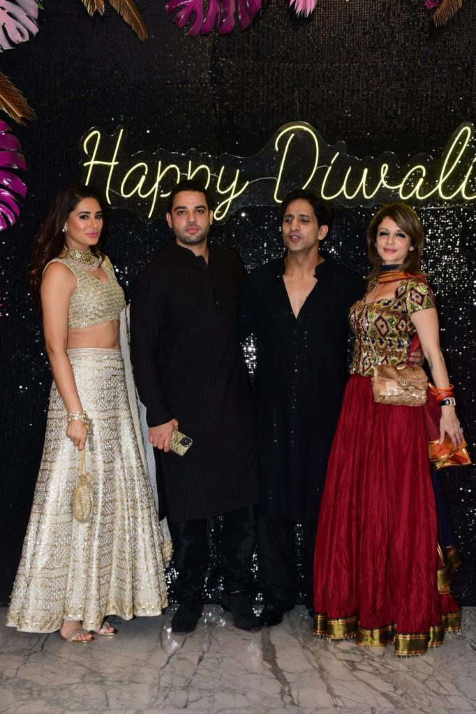 Krishan Kumar’s Diwali bash was a star studded affair, several celebrities from film as well as music industry were in attendance! See Here!