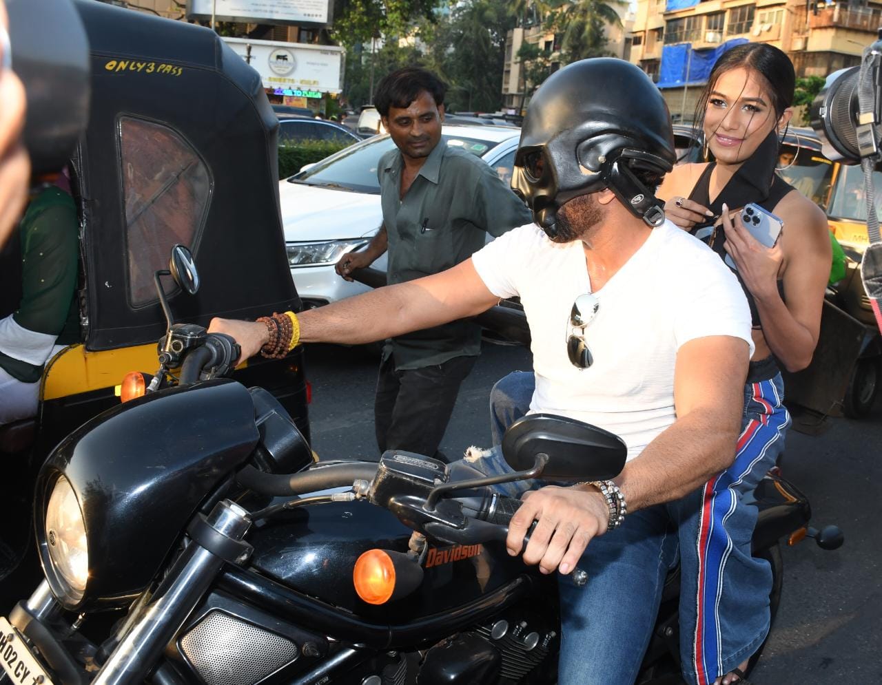 Poonam Pandey sizzles in the poster of her forth coming song "Tere Jism Se"