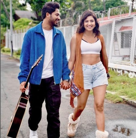 "Shooting with Romaana was a breeze because he is not only hardworking, he is really kind as well", says actress Anjali Arora on working with Romaana on Desi Melodies new track Kya Hota