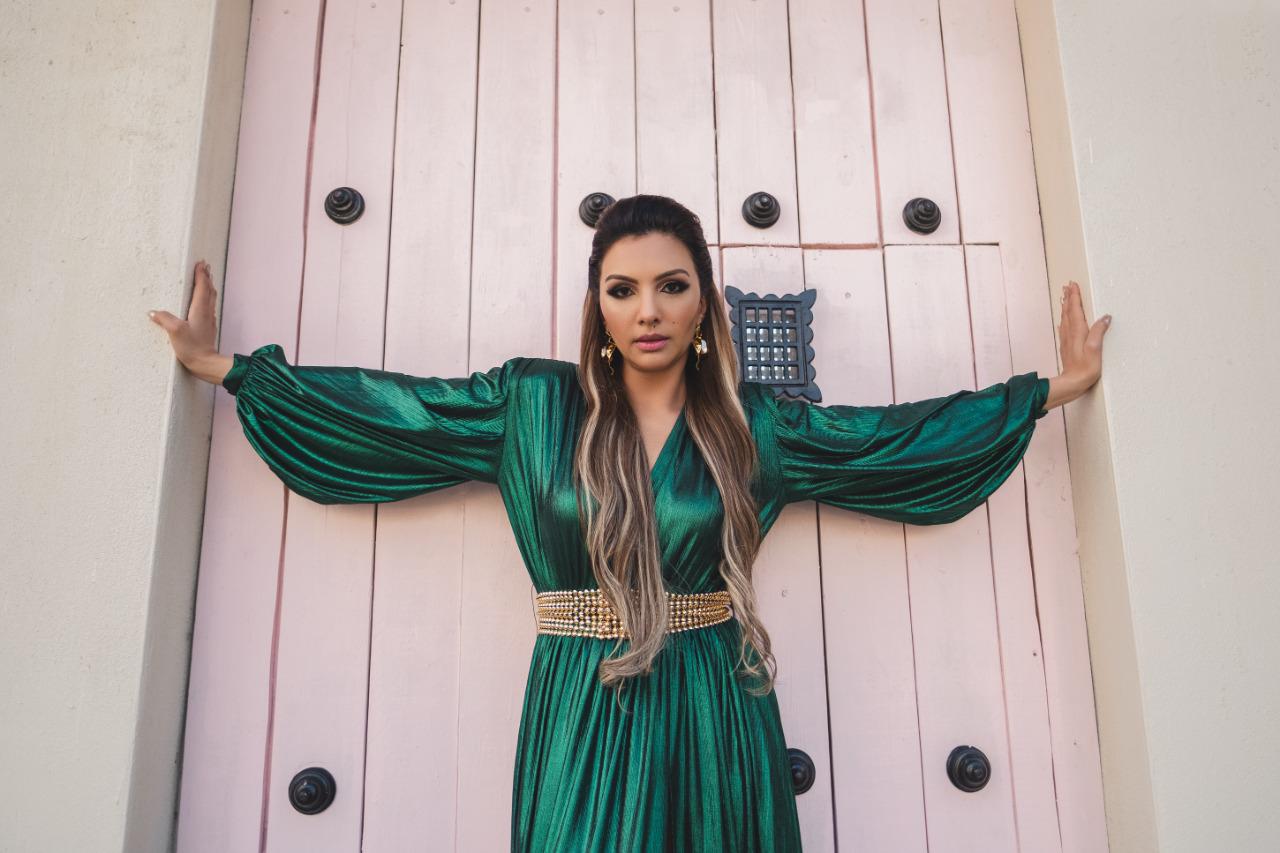 Somy Ali: There are no substantial and meaningful posts on many celebrity profiles on social media