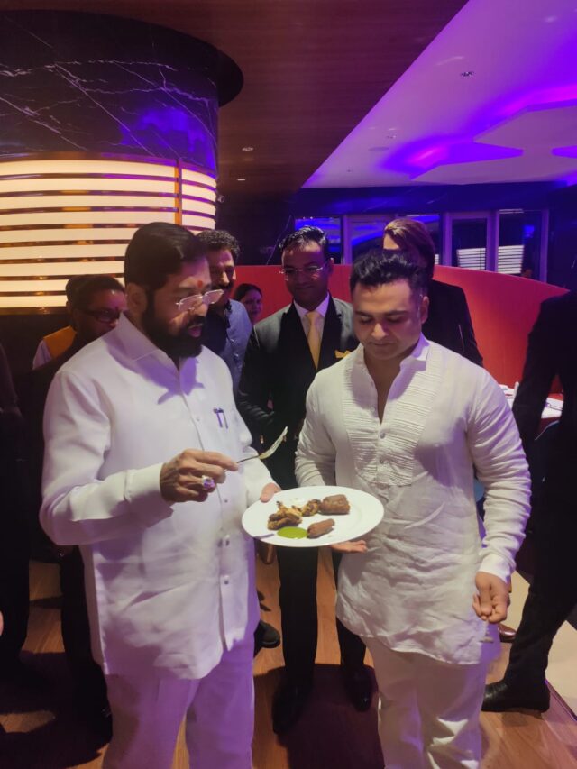 Will the next IPL be in Thane? Eknath Shinde, Hon CM MH feels so as he  inaugurates Sachiin Joshi's first 5 Star Hotel "Planet Hollywood" in Thane. Relished Chicken Malai tikka and Kababs