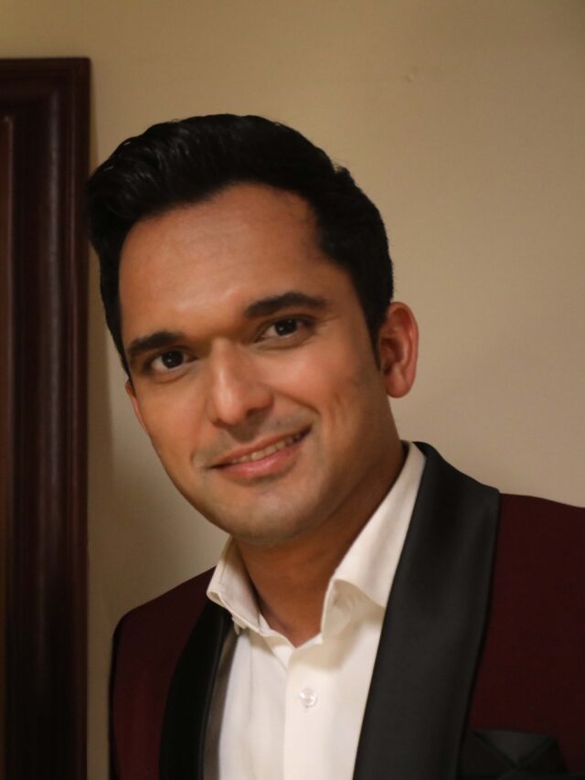 Nad Sham, a thief who steals from the rich and gives to the poor, is talk of Bollywood with his new Hindi movie 'Alpha Venus