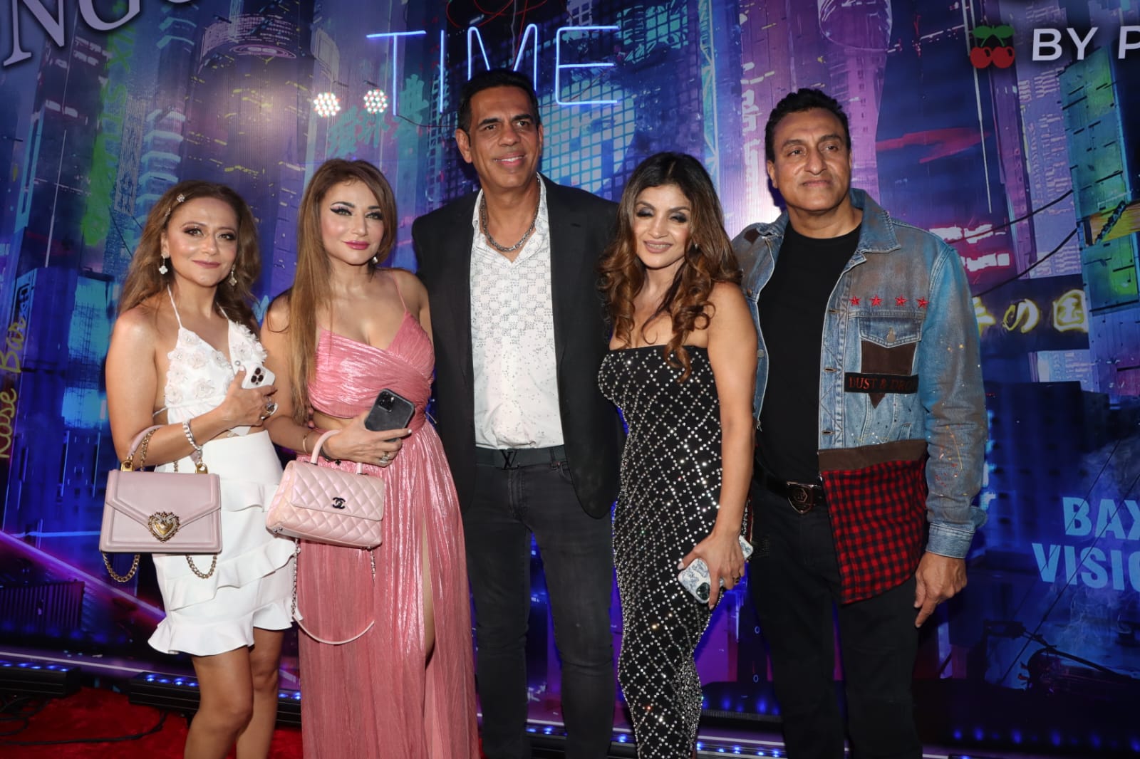 A night that celebrates the love and union of close friends from across the seas