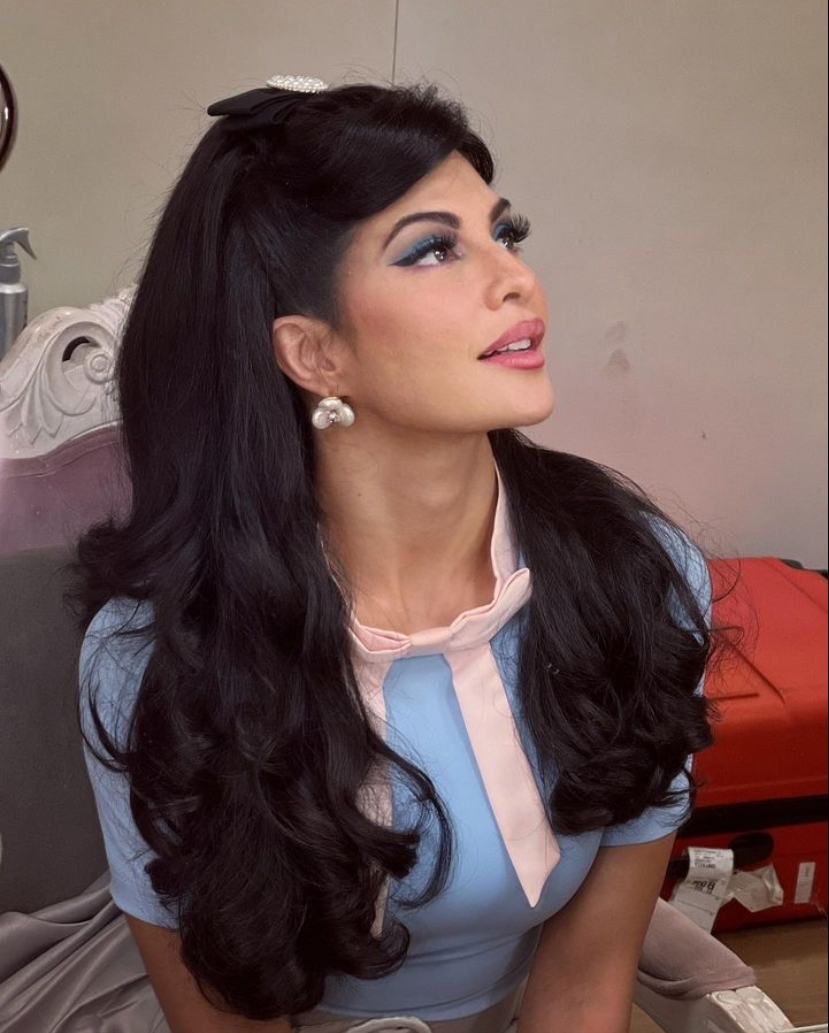 "It has definitely been a dream in the making" said Jacqueline Fernandez while expressing her experience of working with Rohit Shetty for the first time in 'Cirkus'