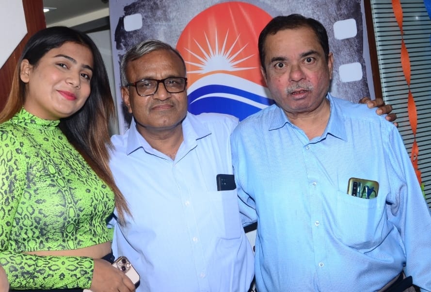 who says in the sky Can't be a hole Throw a stone with your health, friends