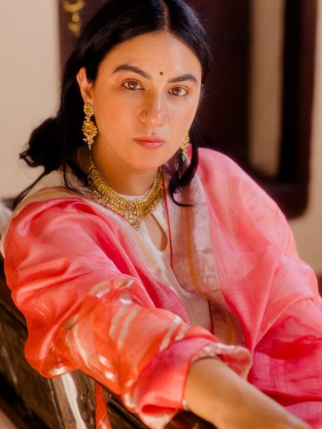 First poetry collection of young poet Priya Malik : Ishq Ke Saat Padaav to release in February 2023