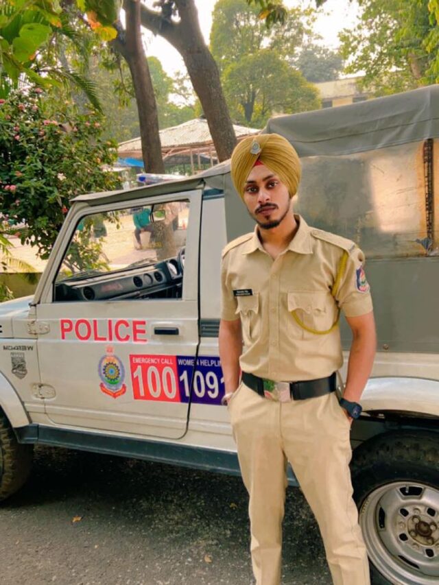 Actor Sarab Arora Casted by Ranveer wadhwani for a Cop role in Sanjay Sharama's next titled Online 24x7