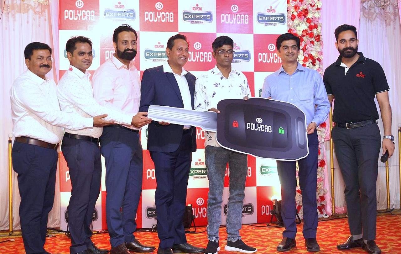 POLYCAB ELECTRICIANS MAKE IT BIG – WIN AN ELECTRIC CAR AND A PREMIUM BIKE