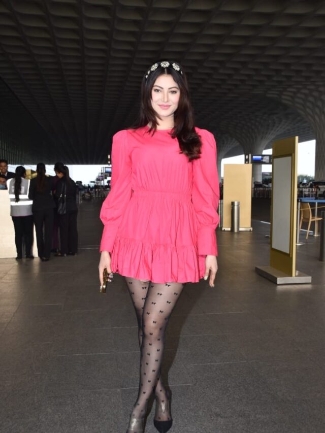 Urvashi Rautela wears ripped stockings to the airport: netizens come in support of the actress, saying, "If ripped jeans can be a thing, why not ripped stockings??"