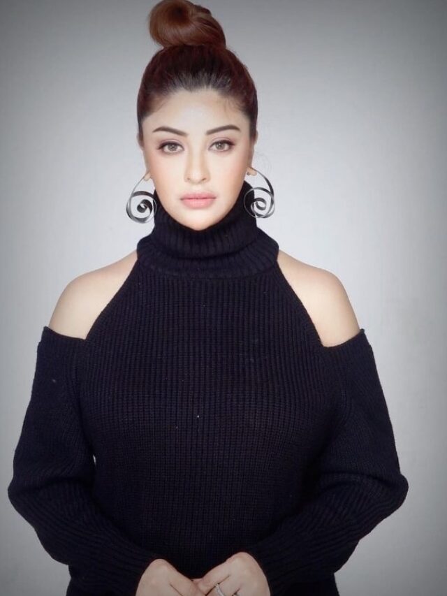 Actress Payal Ghosh Says She loves to Dress Up in Indian Traditional Wear on Festivals