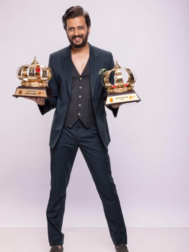 Riteish Deshmukh Bags Trendsetter  Award at the 'Maharashtracha Favorite Kaun' Awards