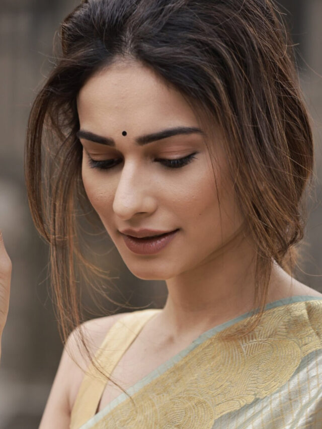 Here's How Actress Aneri Vajani Is getting into celebratory mode on Republic Day