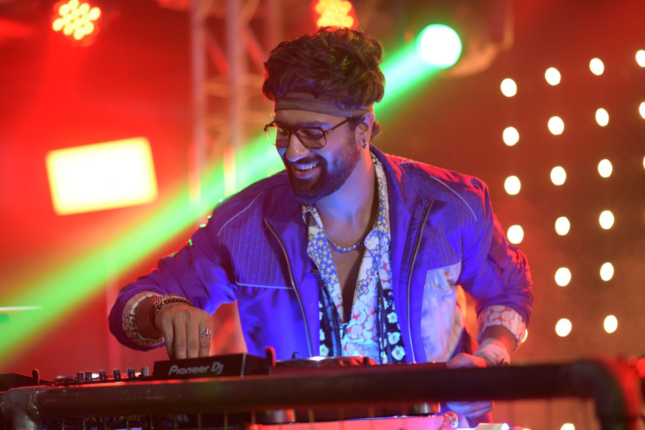 Vicky Kaushal plays DJ Mohabbat in Anurag Kashyap’s Almost Pyaar with DJ Mohabbat!