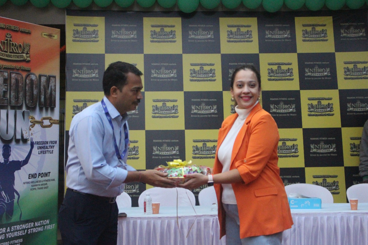 Mumbai citizens sweat out to beat obesity, laziness & stress at Nitrro Fitness Freedom Run spearheaded by Prabodh Vasant Davkhare
