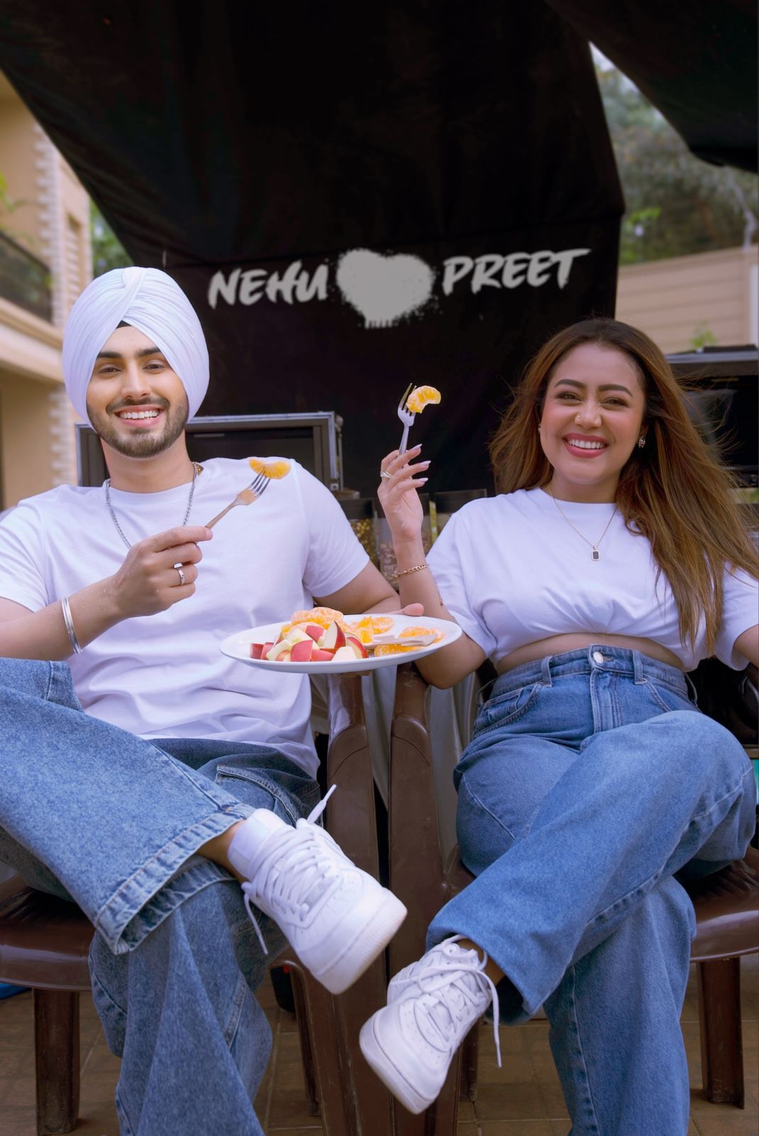 Rohanpreet Singh gifts wife Neha Kakkar a super romantic love song 'Gham Khushiyan' for Valentine's Day. Song releasing on 13th February!