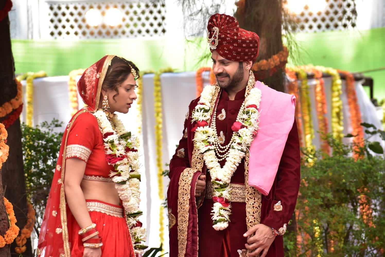 ‘Woh Toh Hai Albelaa’: Kanha alerts Yash to find Sayuri