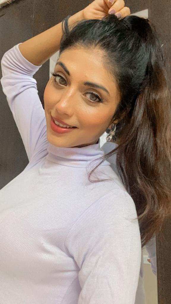 See Actress Maya Jaiswal in a new look