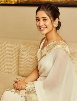 "Shivangi Joshi Talks About Bold Scenes: Stepping Out of Comfort Zone with Limits"