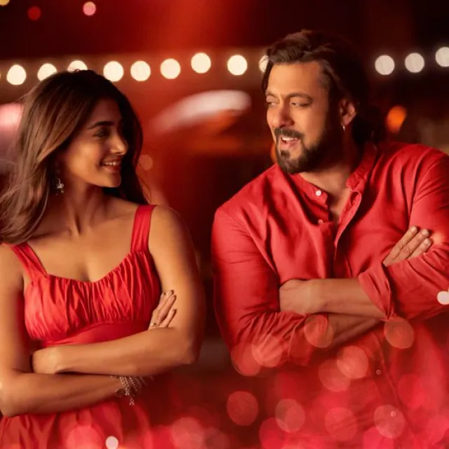 Fans hail Pooja Hegde’s mindblowing chemistry with Salman in Kisi Ka Bhai Kisi Ki Jaan’s new Song ‘Jee Rahe The Hum’!