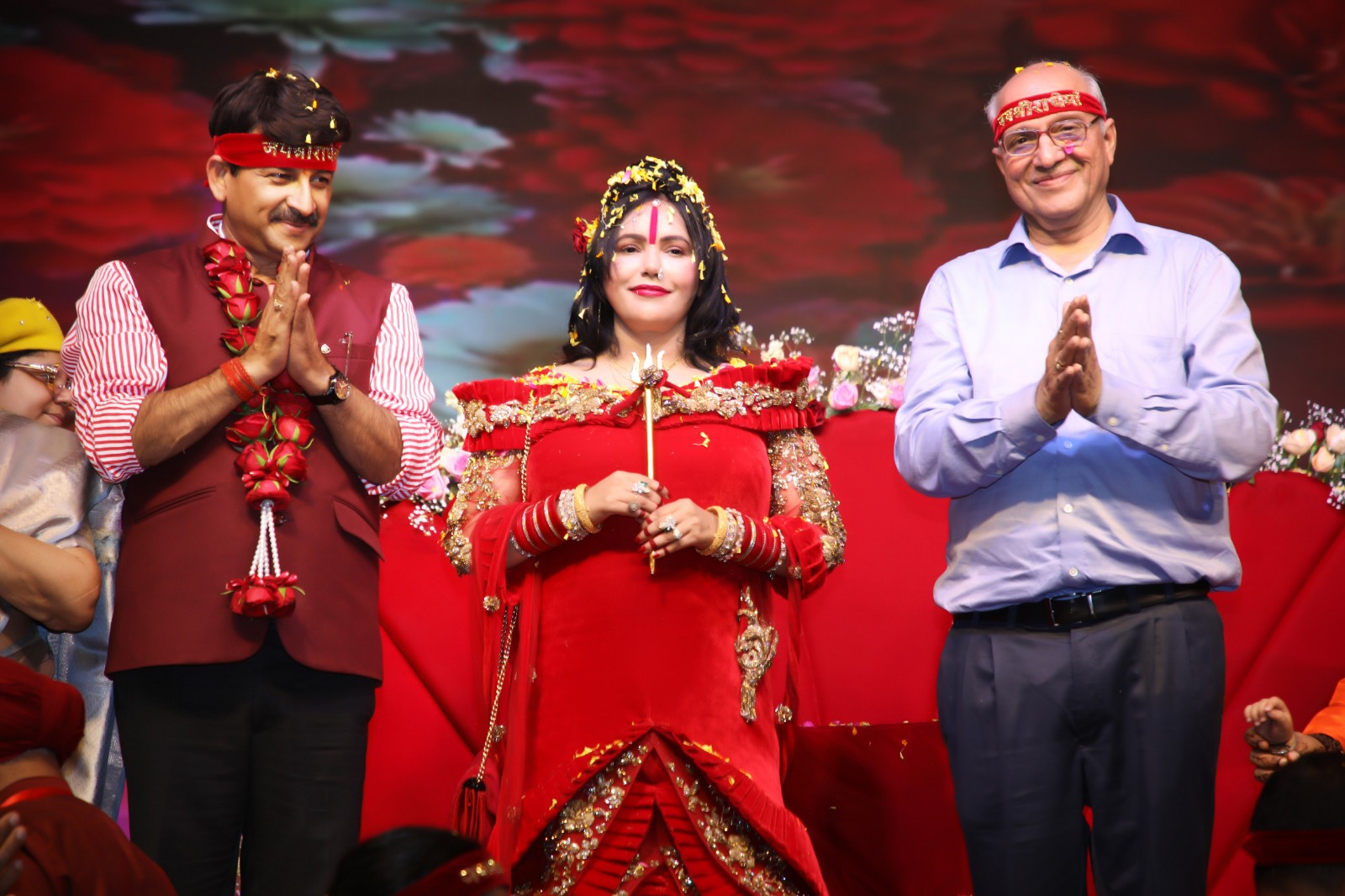Radhe Maa distributed free rations to the needy