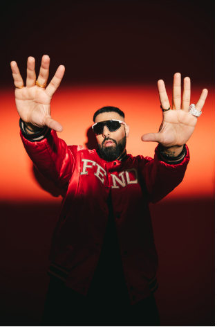 Badshah Lights up Holi Fest in Dubai with Day to Night Party