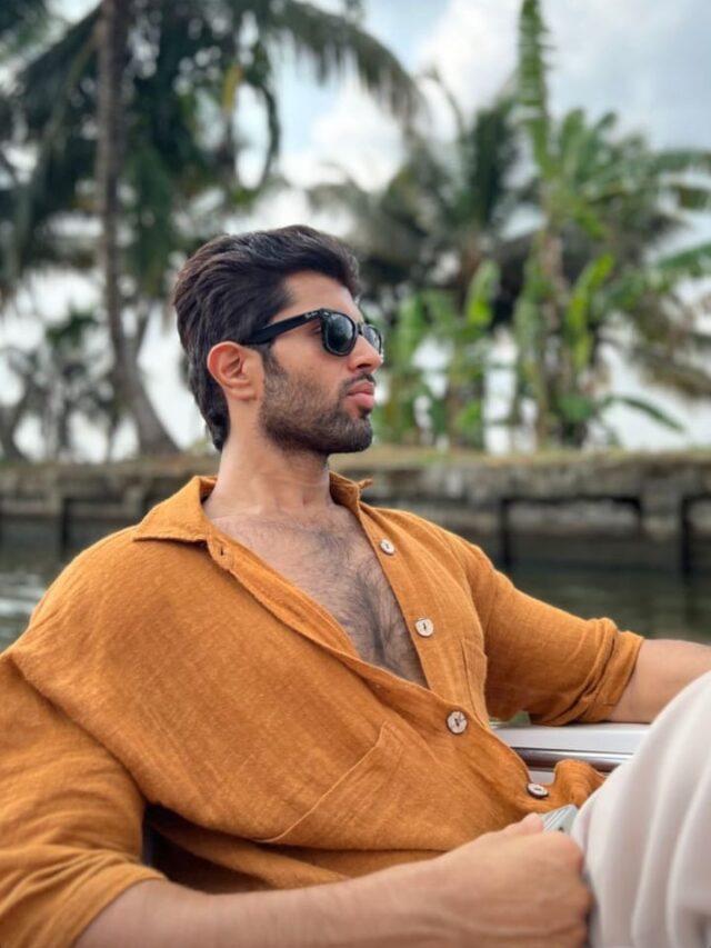 Vijay Deverakonda's Unique Commute to Work in Kerala Goes Viral on Social Media