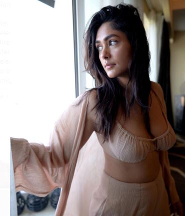 "Mrunal Thakur Sizzles in Beachwear as She Shoots for Nani 30 in Goa"