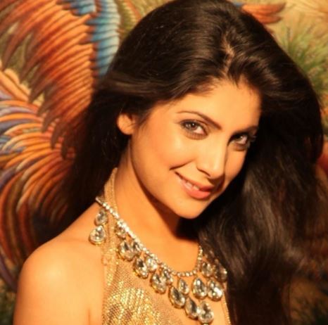 Deepika Motwani: Social Media Revolutionizes Expression, Learning, and Connection