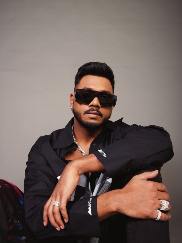 KING ANNOUNCES CHAMPAGNE TALK WORLD TOUR 2023