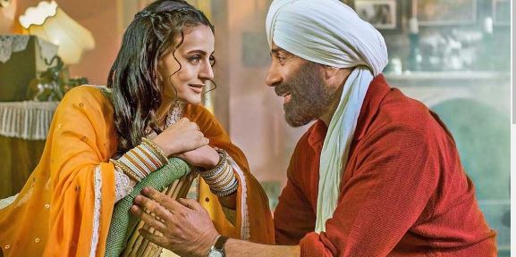 Sunny Deol Fans Celebrate as Rajveer Deol's Debut Teaser "Dono" Lights Up Cinemas Nationwide with Gadar 2