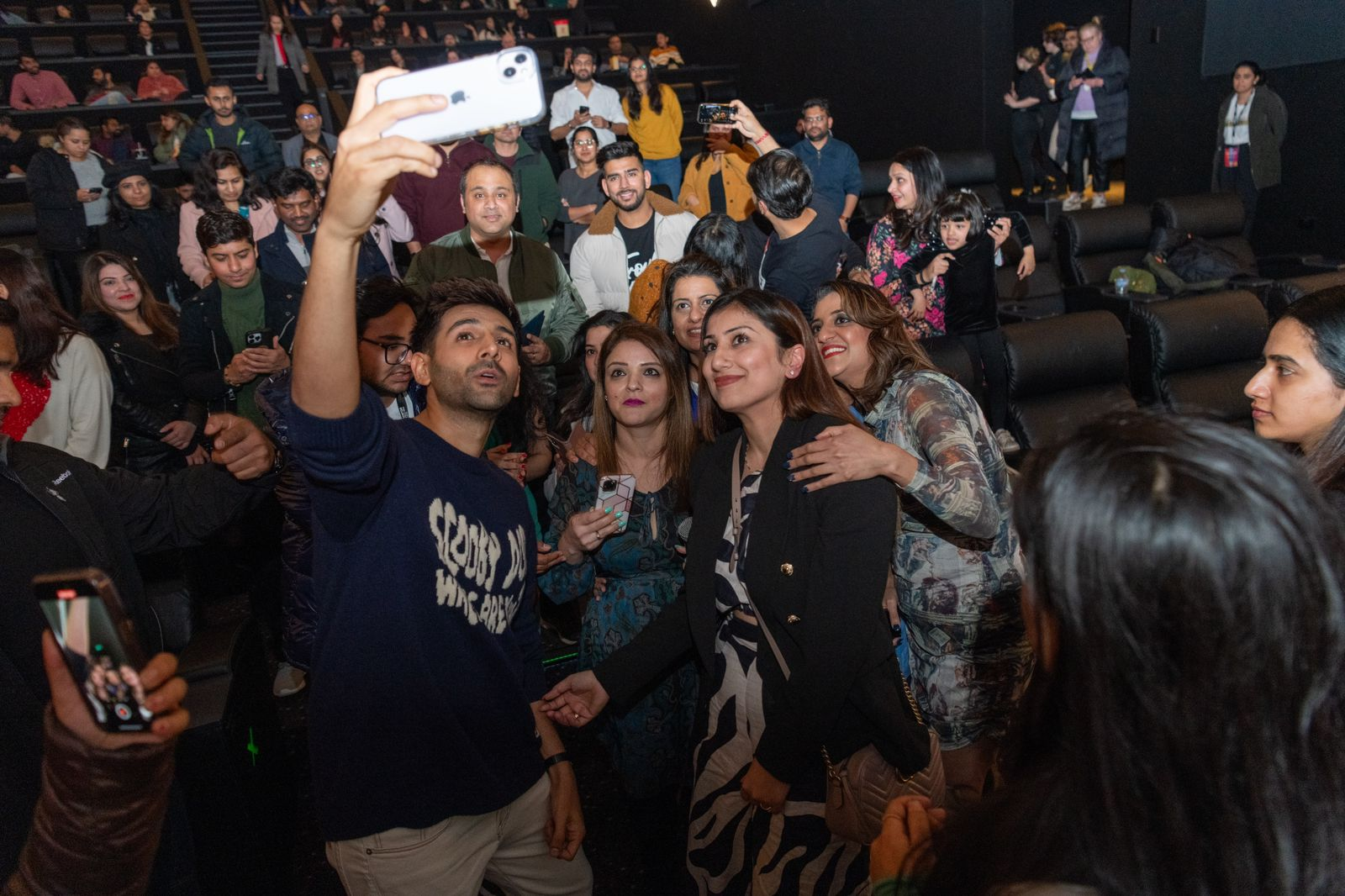 Kartik Aaryan Lights Up the 14th Indian Film Festival of Melbourne with "Satyaprem Ki Katha" Screening and Heartwarming Fan Interaction
