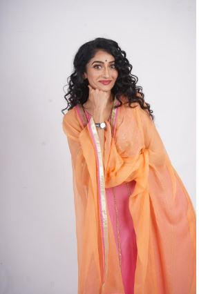 Neha SK Mehta Returns to the Stage in Sanjay Jha’s "Dil Abhi Bhara Nahi" After a 12-Year Hiatus