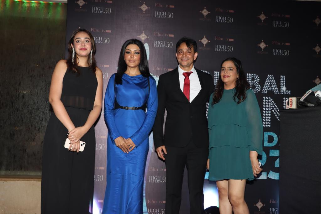 Koena Mitra Honors Winners at 4th High Flyers 50 Global Icon Awards