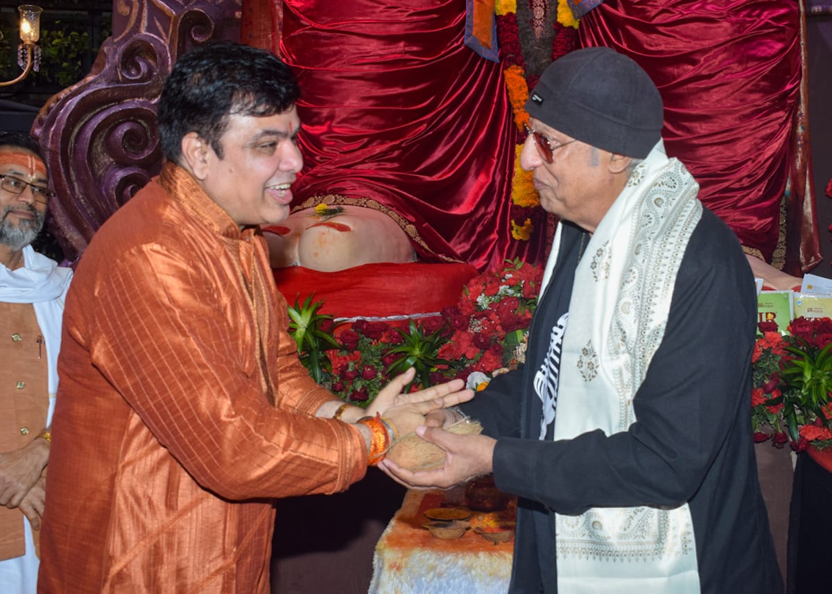 "BOOMERANGCHA RAJA" - World’s Tallest Eco-Friendly Ganpati Idol Welcomed with Grand Celebration