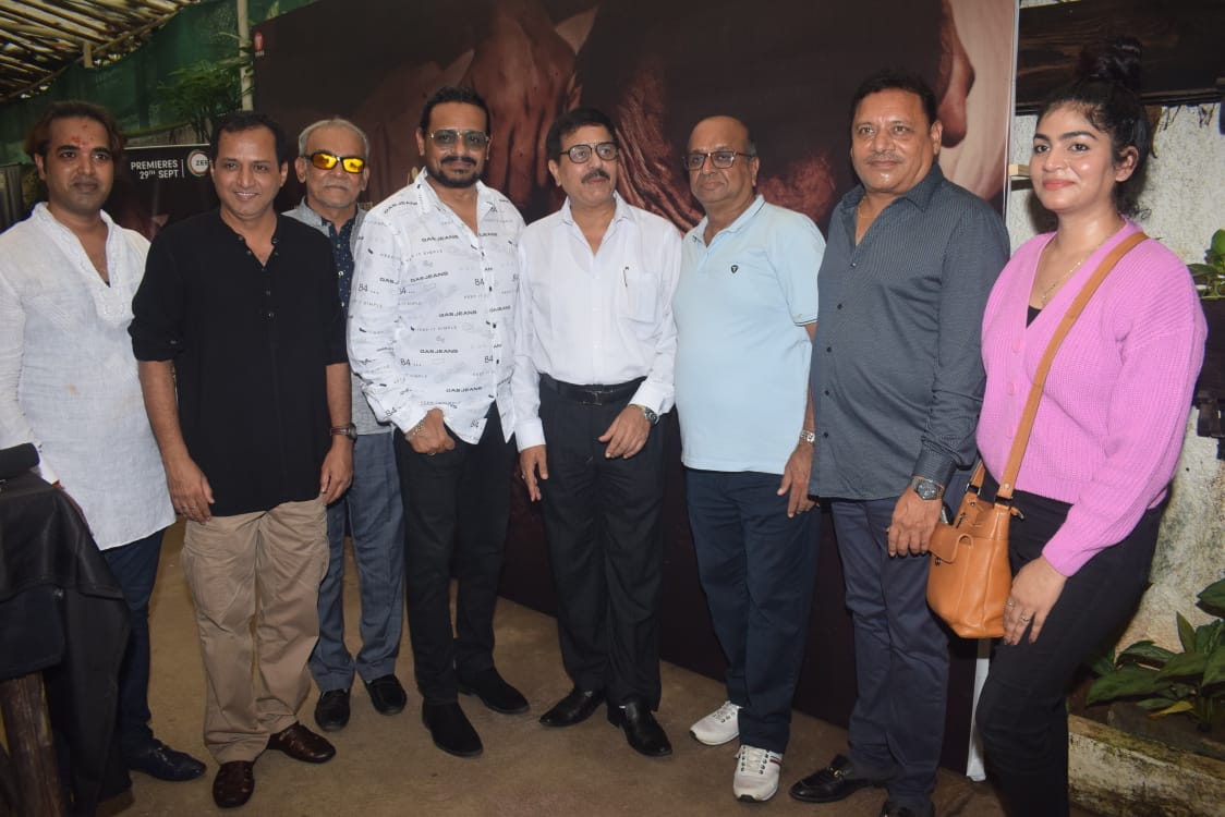 "I Killed Bapu" - A Gripping Biographical Drama Unveiling the Assassination of Mahatma Gandhi