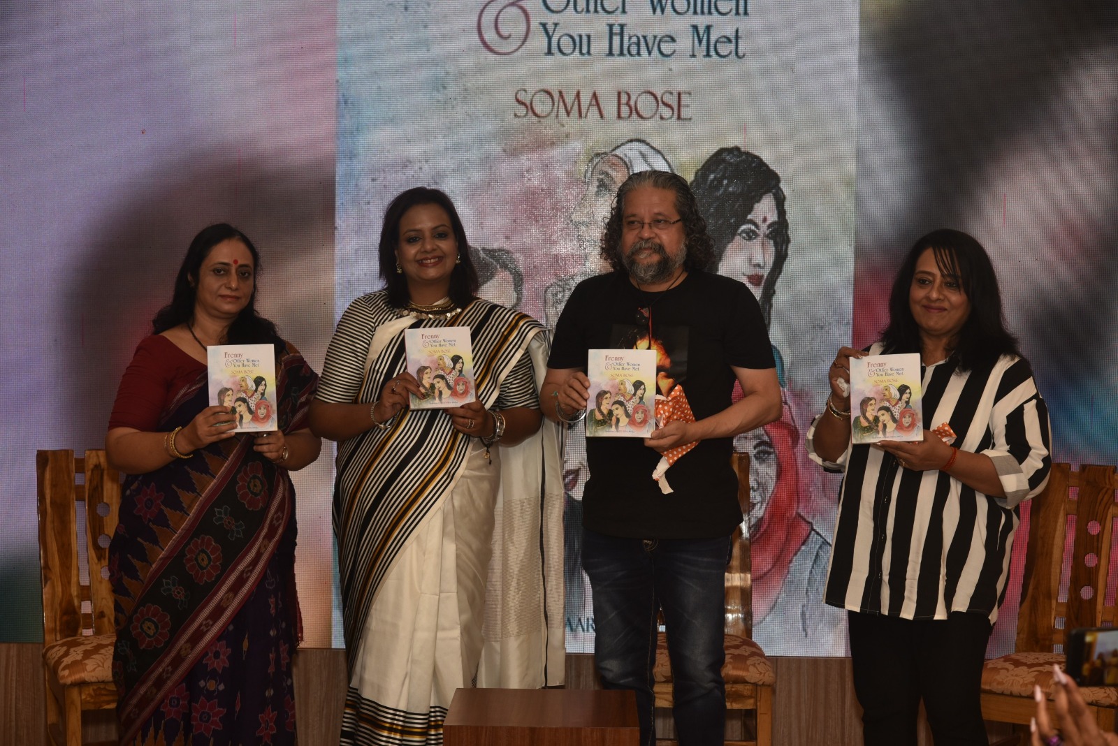 Amol Gupte and Shrabani Deodhar Unveil Soma Bose's Book "Frenny and Other Women You Have Met"