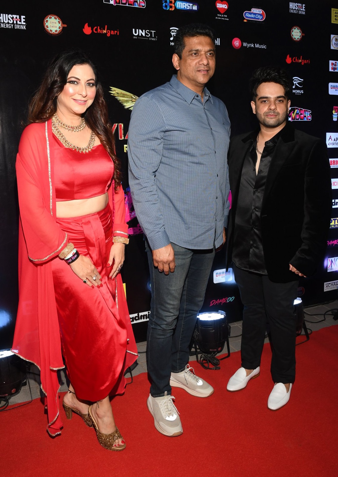 The Heartfelt Story of Love: 'MERE NAAL' Unveils Its Passionate Melody feat. Mandana Karimi in a never-seen-before avatar in Bhoomi Trivedi's melodious vocals