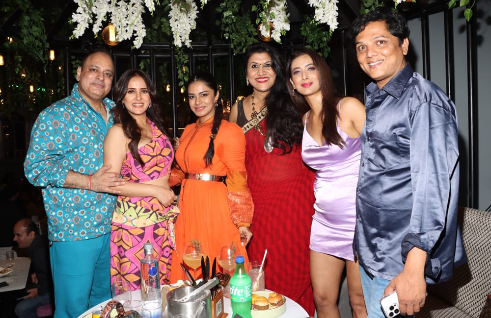 "MEKADA: A Culinary Odyssey Unveiled in Vashi, Marked by Star-Studded Grand Launch and Marathi Bigg Boss Party