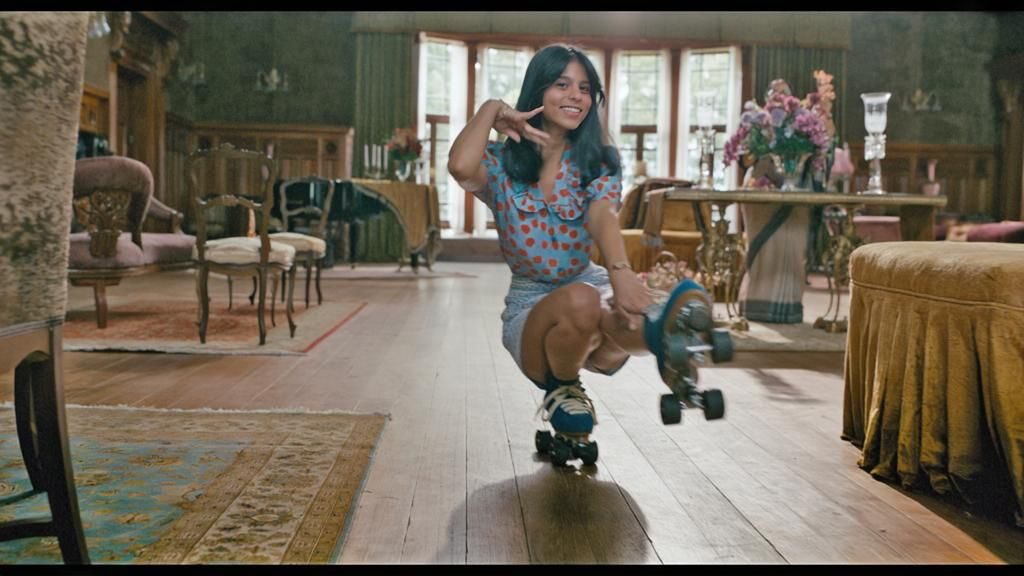 "Suhana Khan's Multi-Talented Debut: Unveiling the Rising Star's Hidden Musical Gift in 'The Archies'"