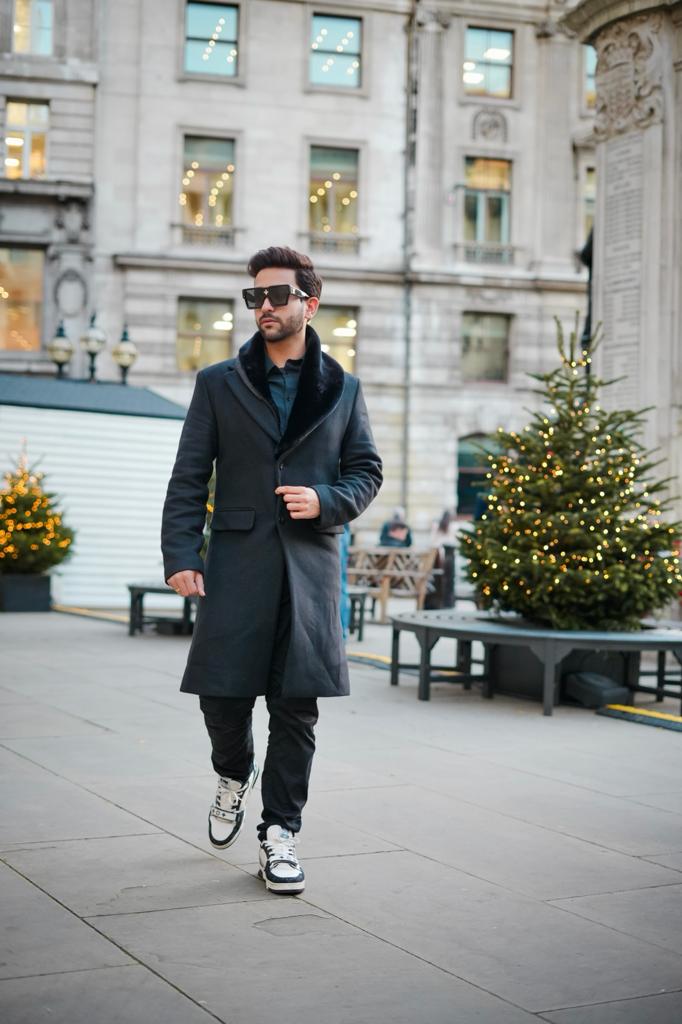 Madhav Mahajan Revels in Solitude, Embarks on a Special Trip in London, United Kingdom